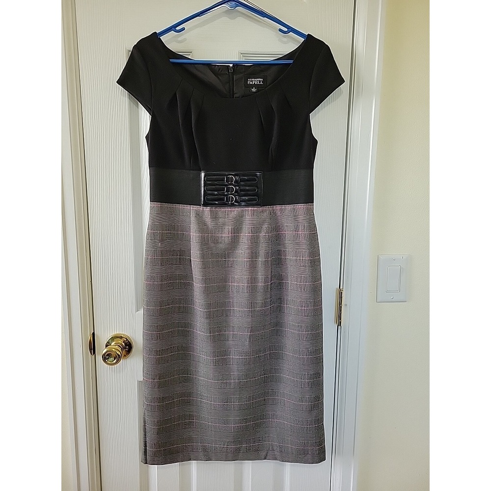 Adrianna Papell Dress Size‎ 8 Black Pink Plaid Cap Sleeve Belted Look